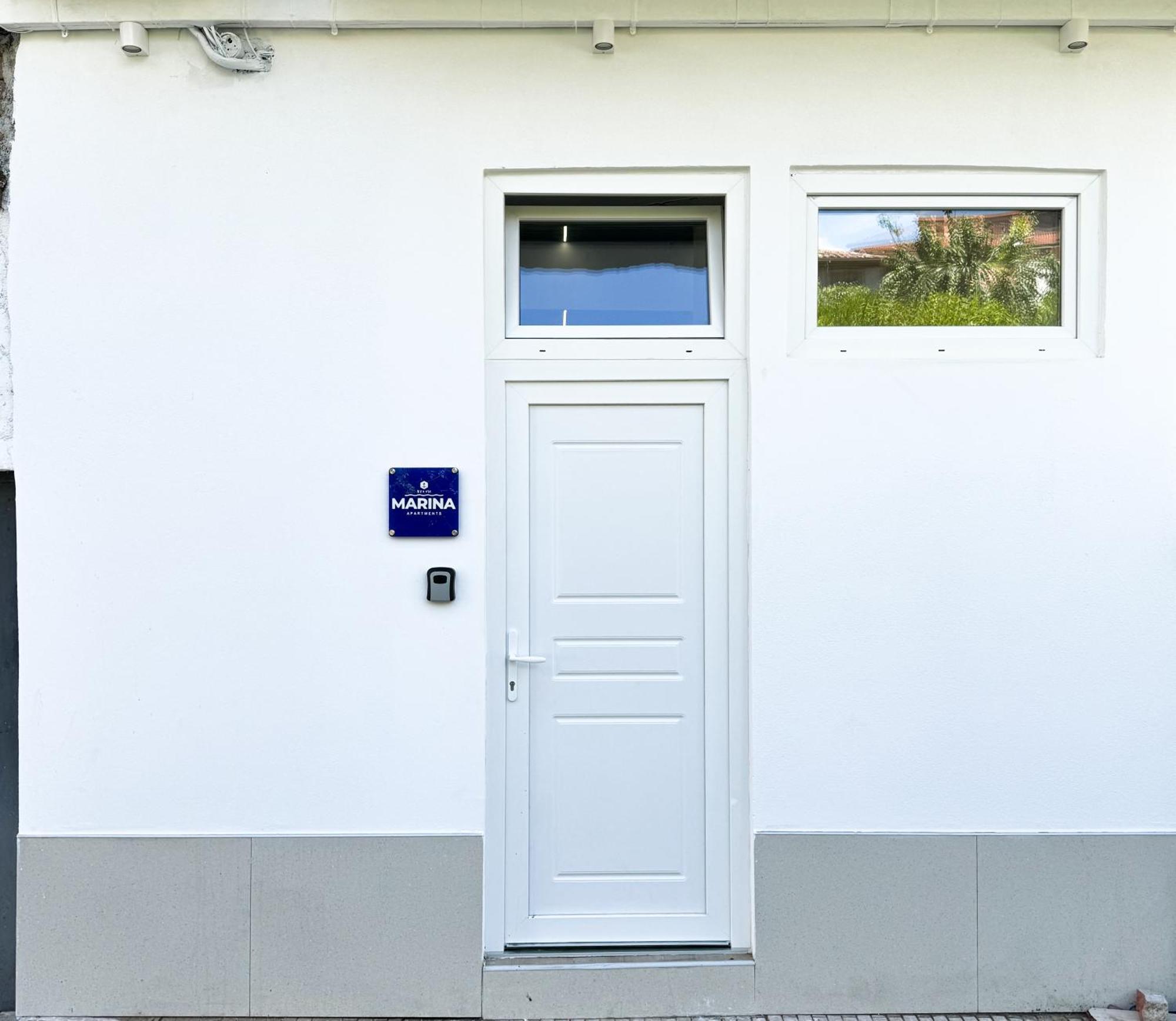 Marina Private Room Shkoder Ngoại thất bức ảnh