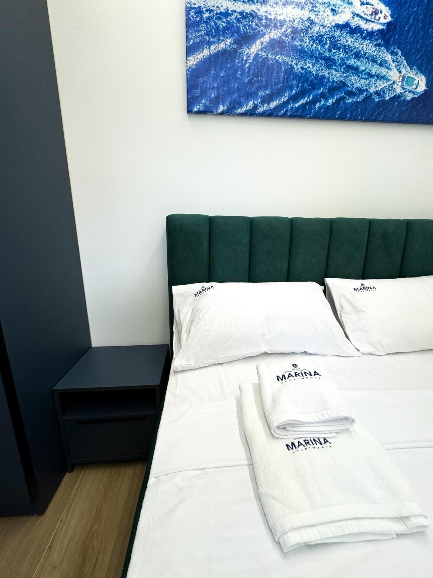 Marina Private Room Shkoder Ngoại thất bức ảnh